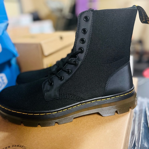 Dr. Martens Combs Boot - Men's - Picture 7 of 8